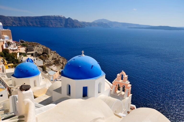 2. Half day Semi-private Santorini Highlight tour 1